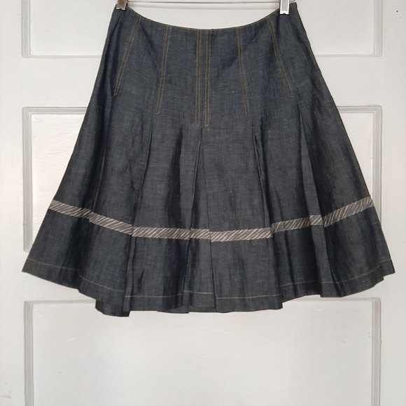 Tocca A Line Pleated Chambray Godet Pleated Skirt NWOT - Picture 2 of 8